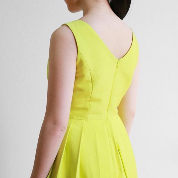 HALSTON HERITAGE Pleated Cocktail Dress NWOT - Picture 14 of 14